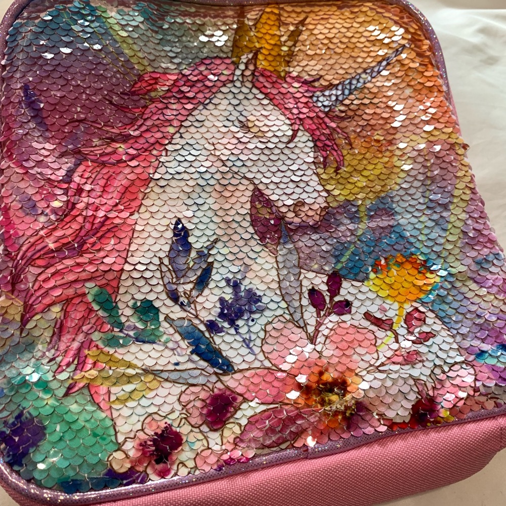 Magical lunch bag